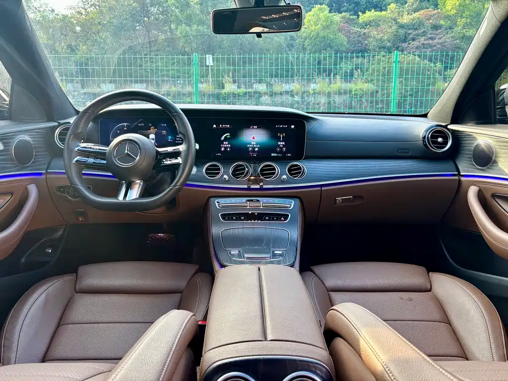 Mercedes-Benz Mercedes-Benz E-Class 2022 E 260 L Sport 2022 - thumbnail 15