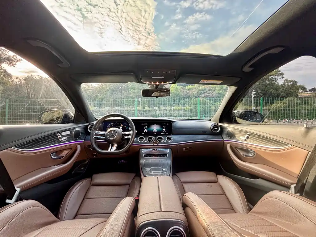 Mercedes-Benz Mercedes-Benz E-Class 2022 E 260 L Sport 2022 - thumbnail 17