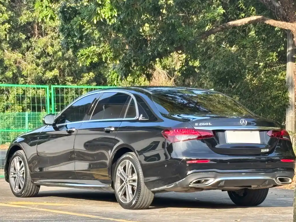 Mercedes-Benz Mercedes-Benz E-Class 2022 E 260 L Sport 2022 - thumbnail 19