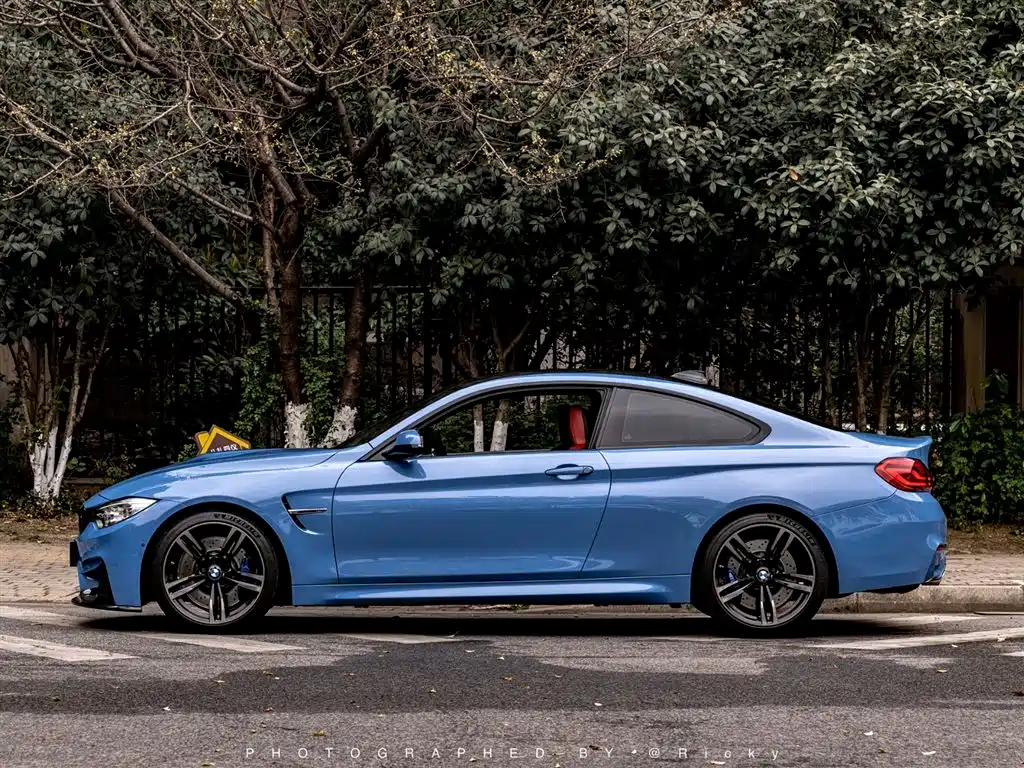 BMW BMW M4 2014 Coupe 2017 - thumbnail 2