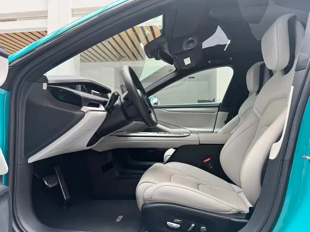 Xiaomi Auto Xiaomi SU7 2024 AWD Ultra-Long Range Intelligent Driving Max Edition 2024 - thumbnail 9