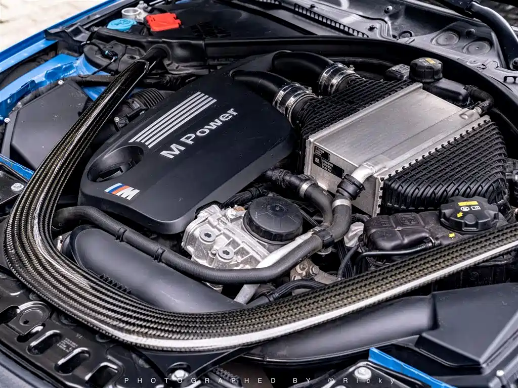 BMW BMW M4 2014 Coupe 2017 - thumbnail 13