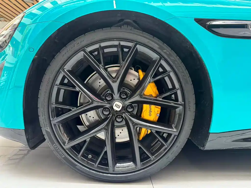 Xiaomi Auto Xiaomi SU7 2024 AWD Ultra-Long Range Intelligent Driving Max Edition 2024 - thumbnail 19