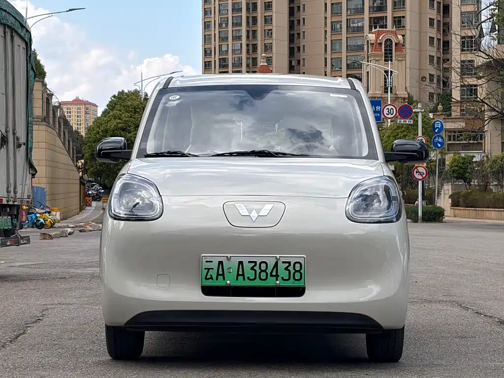Wuling Motors Wuling Hongguang MINIEV 2025 Model Year 4th Generation 4-Door Advanced Version 2025 - thumbnail 2