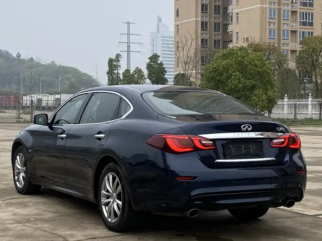 Infiniti Infiniti Q70 2017 Q70L 2.5L Premium Edition 2018 - thumbnail 12