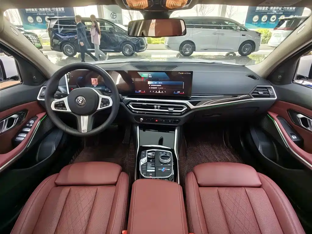 BMW BMW i3 2024 eDrive 35 L 2024 - thumbnail 6