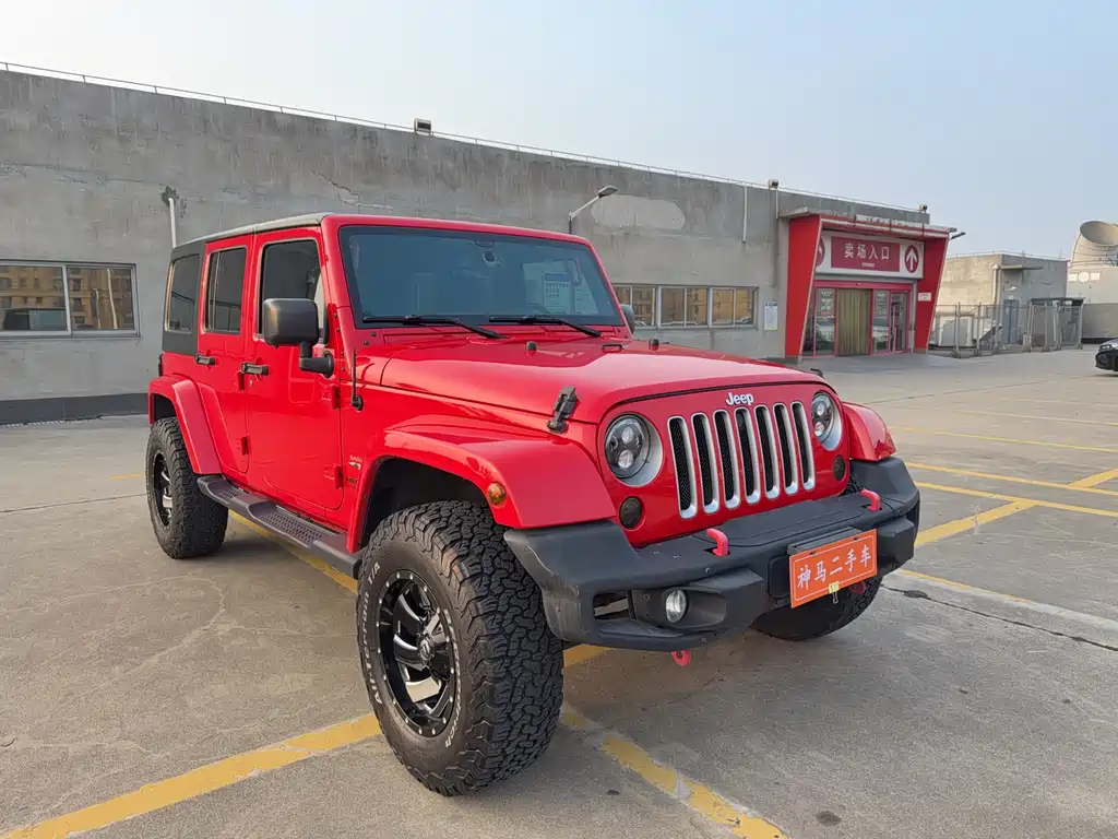 Jeep Jeep Wrangler 2015 3.0L Sahara Four-Door Comfort Edition 2016 - thumbnail 3