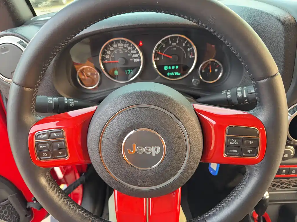 Jeep Jeep Wrangler 2015 3.0L Sahara Four-Door Comfort Edition 2016 - thumbnail 8