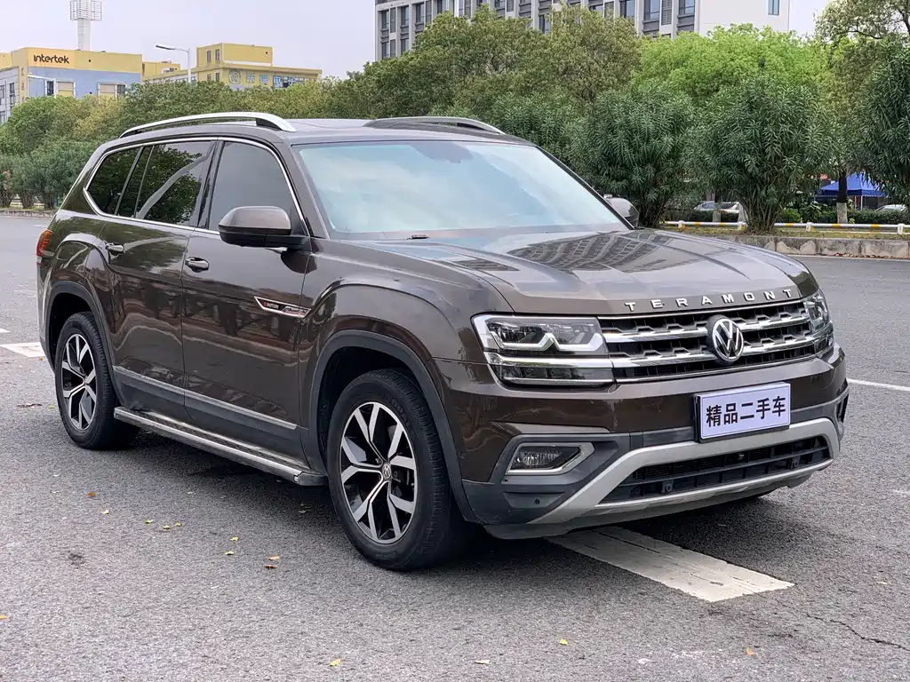 Volkswagen Teramont 2017 380TSI 4Motion Luxury Edition 2017 - thumbnail 3