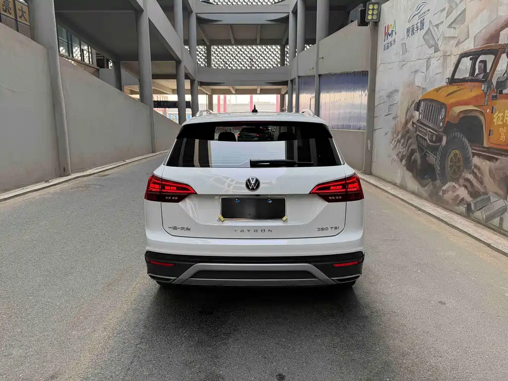 Volkswagen Tayron 2022 280TSI Front-Wheel Drive Luxury Smart Connect Edition 2022 - thumbnail 5
