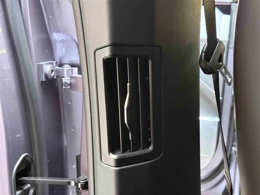 HiPhi Auto Hiphi Y 2023 560km Pioneer Edition 2024 - thumbnail 25