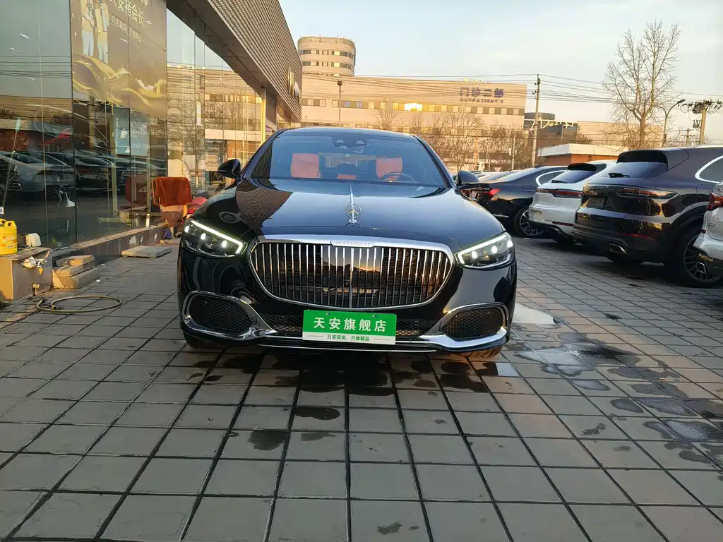 Mercedes-Benz Maybach S-Class 2021 S 480 4MATIC 2022 - thumbnail 2