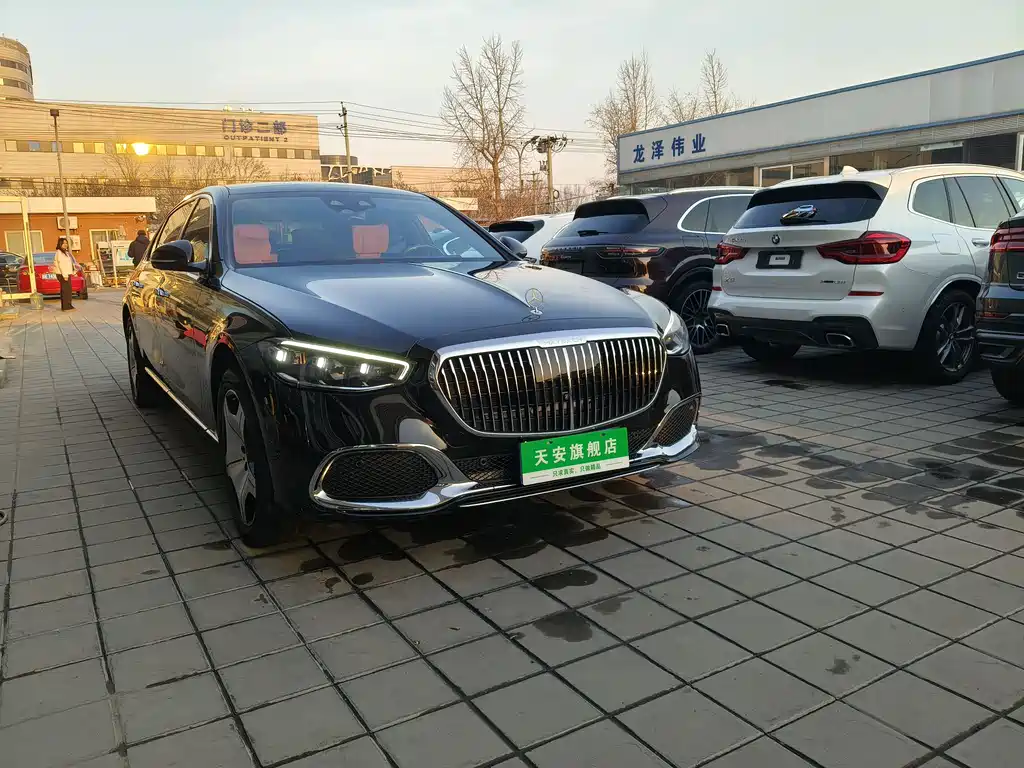 Mercedes-Benz Maybach S-Class 2021 S 480 4MATIC 2022 - thumbnail 3