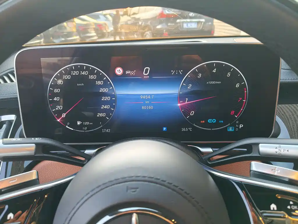 Mercedes-Benz Maybach S-Class 2021 S 480 4MATIC 2022 - thumbnail 12