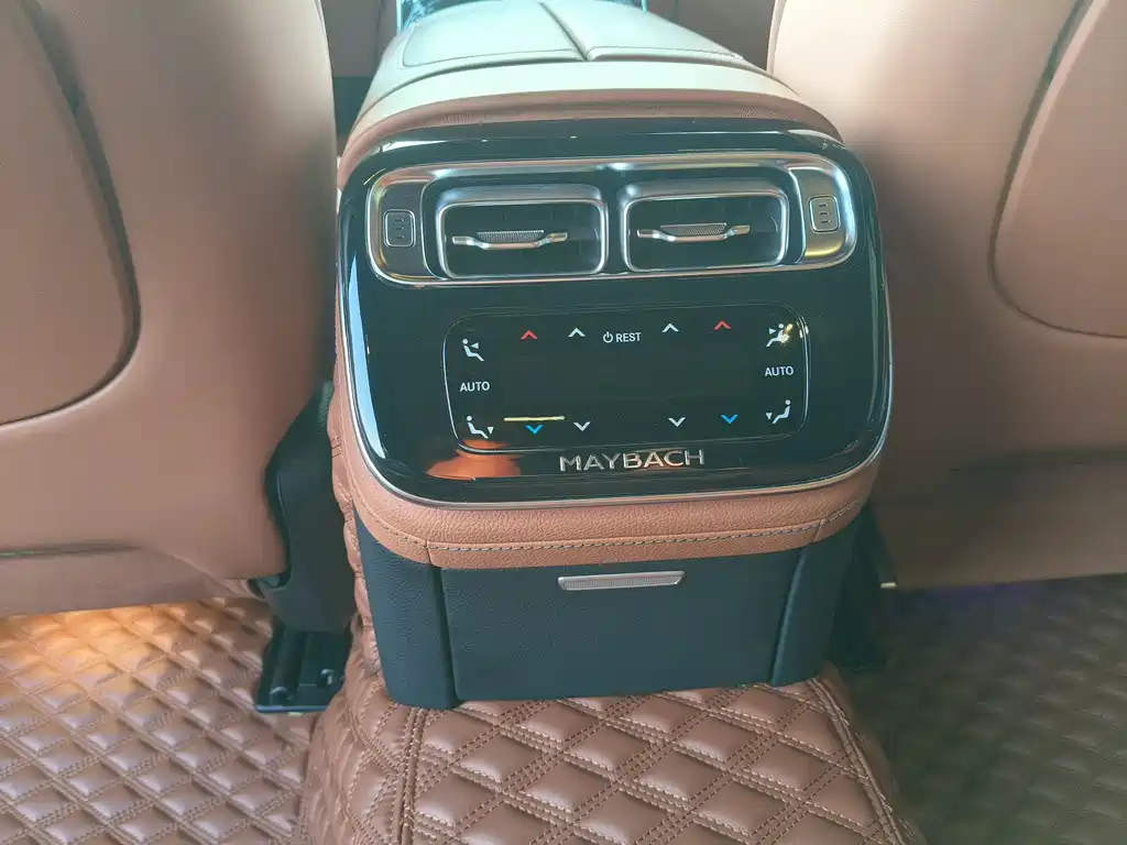 Mercedes-Benz Maybach S-Class 2021 S 480 4MATIC 2022 - thumbnail 20