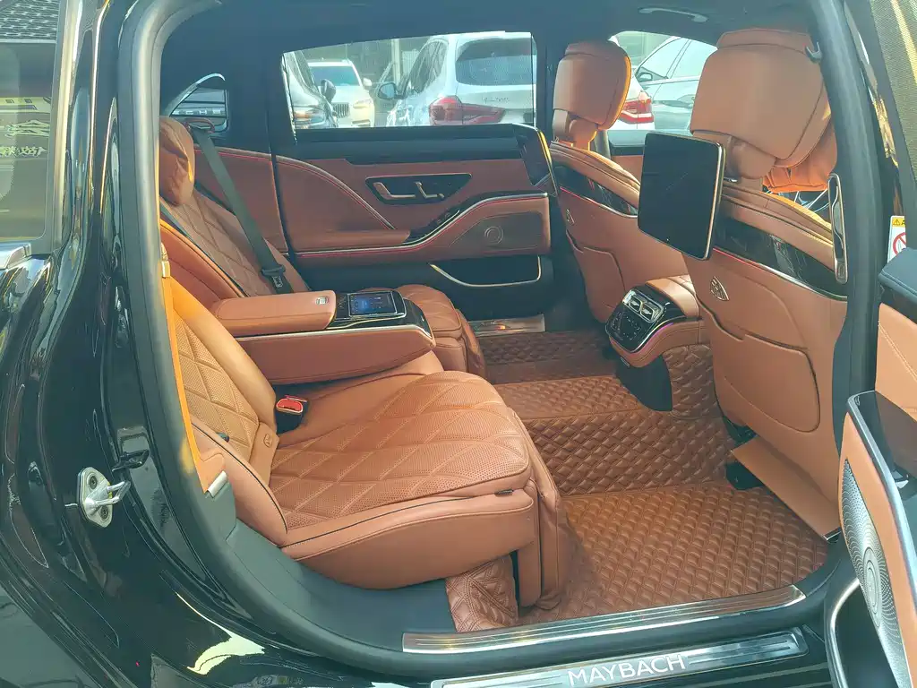 Mercedes-Benz Maybach S-Class 2021 S 480 4MATIC 2022 - thumbnail 24