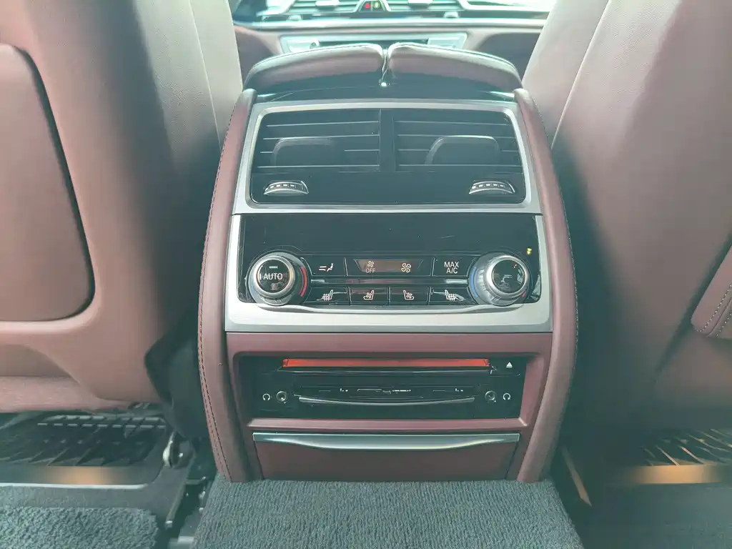 BMW BMW 7 Series 2019 740Li xDrive Executive M Sport Package 2019 - thumbnail 22