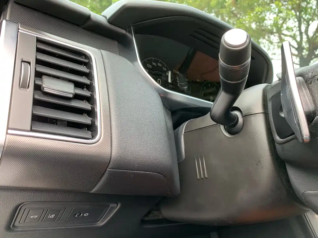 Land Rover Range Rover Sport 2017 3.0 SC V6 HSE DYNAMIC 2017 - thumbnail 24