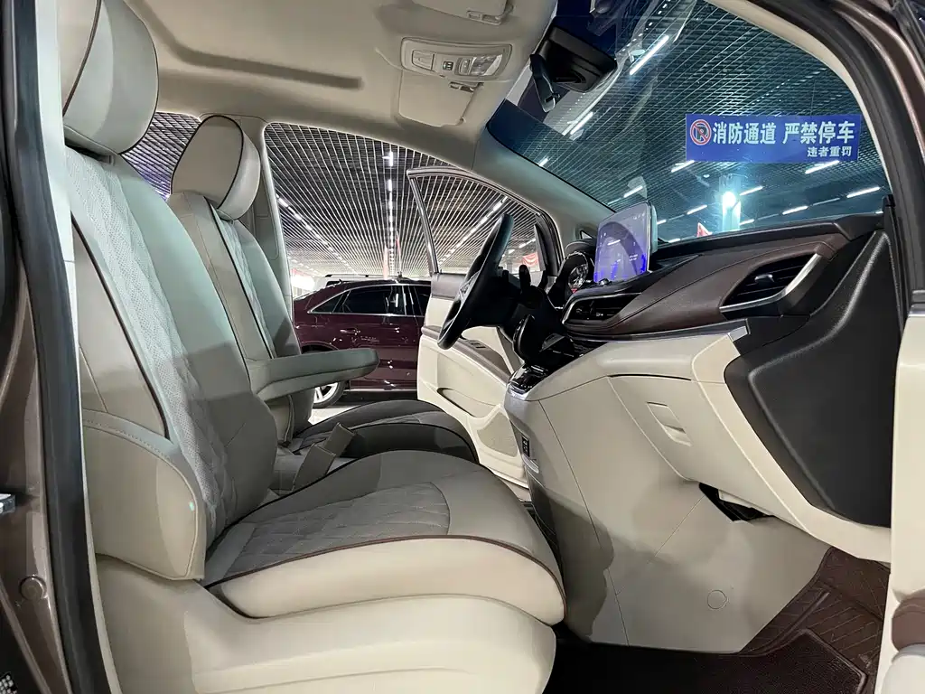 Buick Buick GL8 2023 Land Business Class Comfort Edition 2023 - thumbnail 10