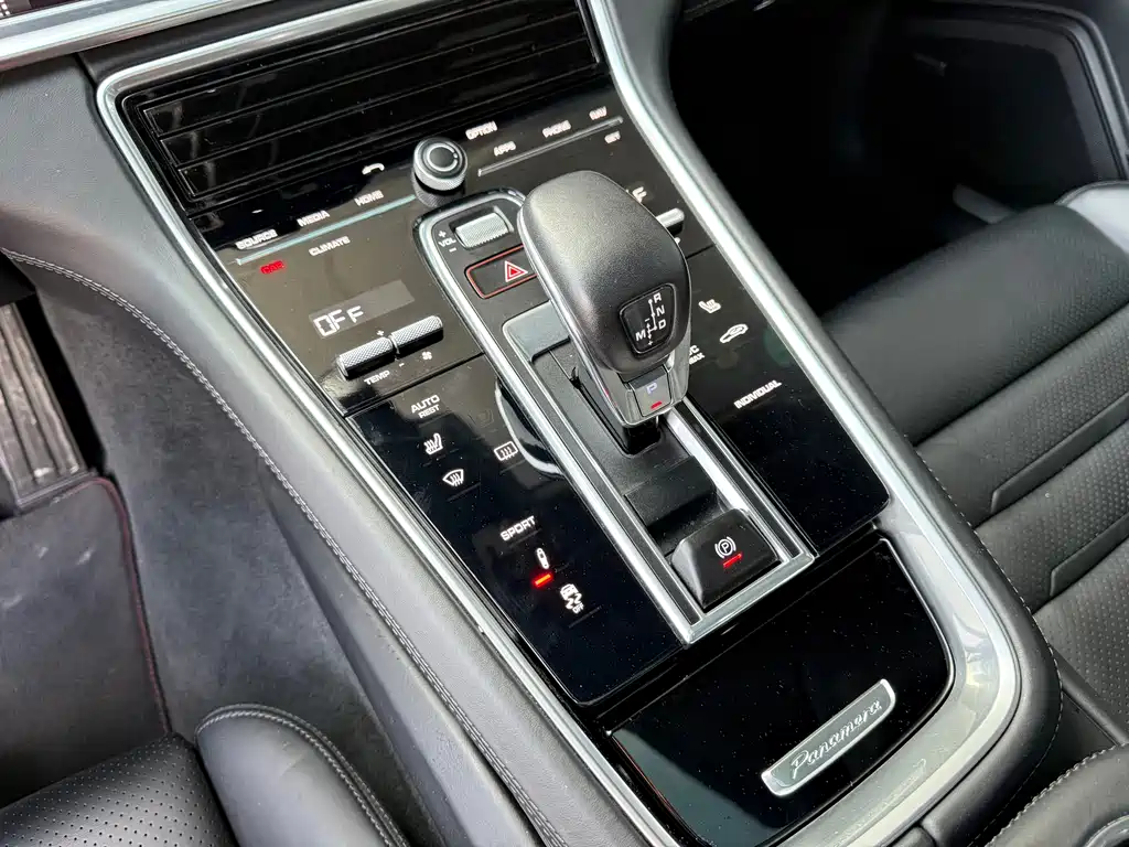 Porsche Porsche Panamera 2017 3.0T 2018 - thumbnail 12