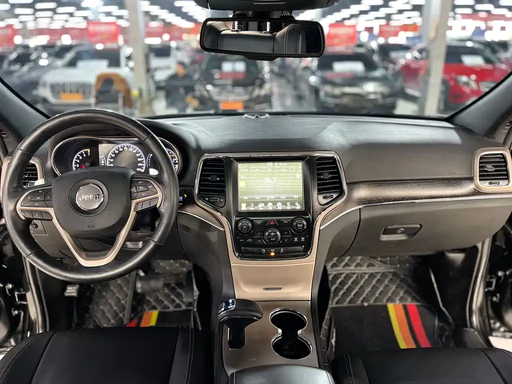 Jeep Jeep Grand Cherokee Limited 2015 3.0L Navigation Edition 2015 - thumbnail 9