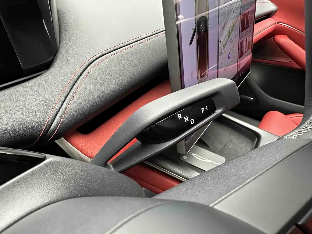Xiaomi Automobile Xiaomi SU7 2024 AWD Ultra-Long Range High-End Intelligent Driving Max Edition 2024 - thumbnail 19