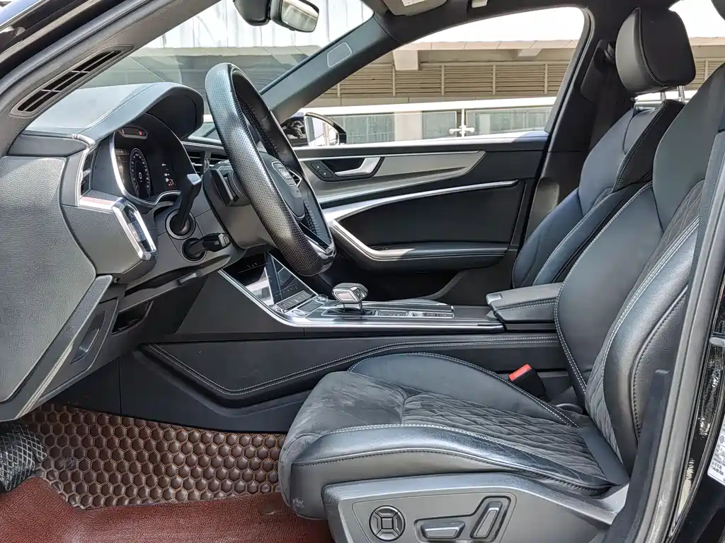 Audi Audi A6L 2020 55 TFSI quattro Premium Dynamic Edition 2020 - thumbnail 12