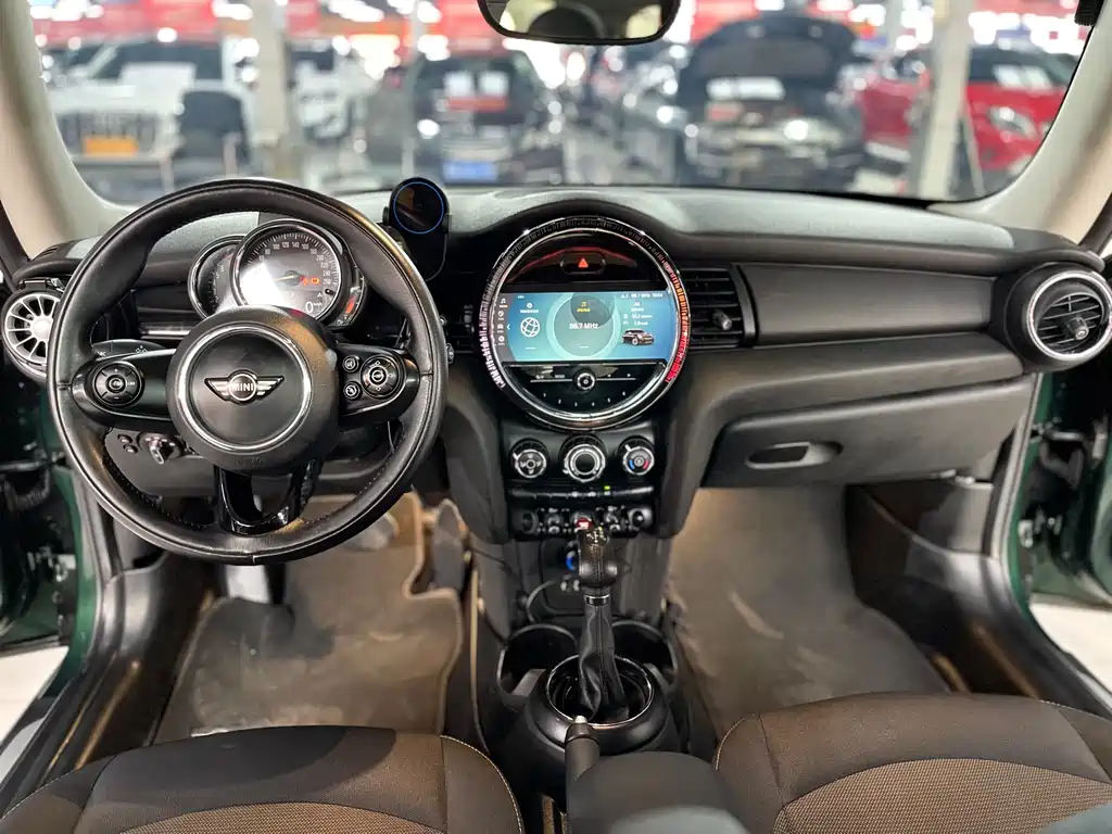 MINI MINI 2016 1.2T ONE Pioneer Edition 2017 - thumbnail 9