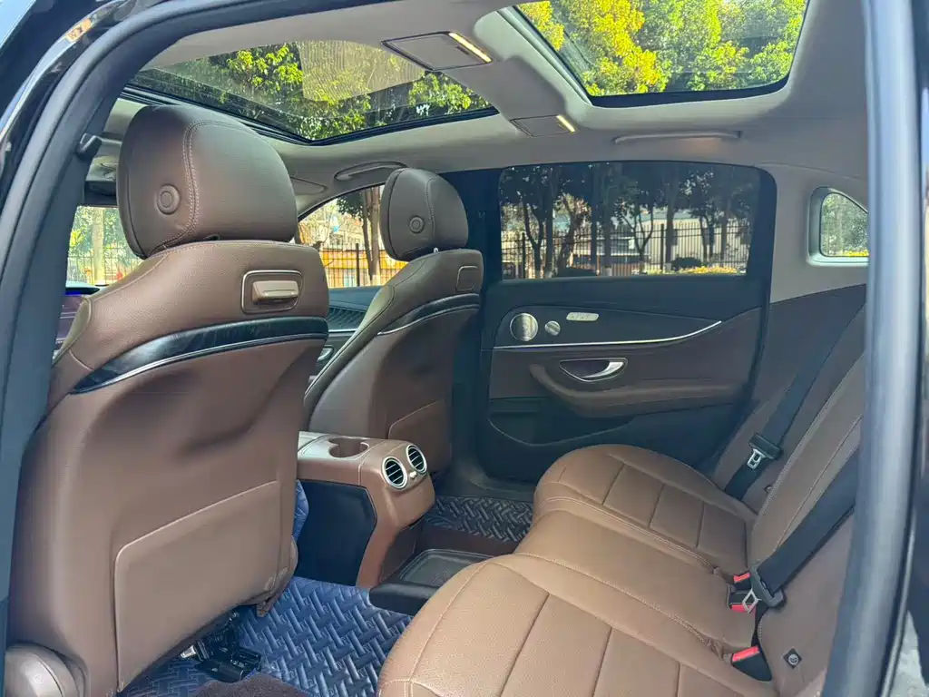 Mercedes-Benz Mercedes-Benz E-Class 2019 E 300 L Sport Luxury Edition 2019 - thumbnail 14
