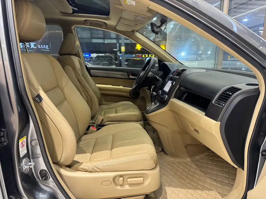 Honda Honda CR-V 2010 2.4L Automatic AWD Luxury Edition 2011 - thumbnail 13