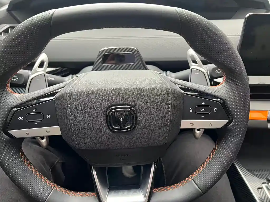 Changan Changan UNI-V 2023 1.5T Sport Edition 2022 - thumbnail 6