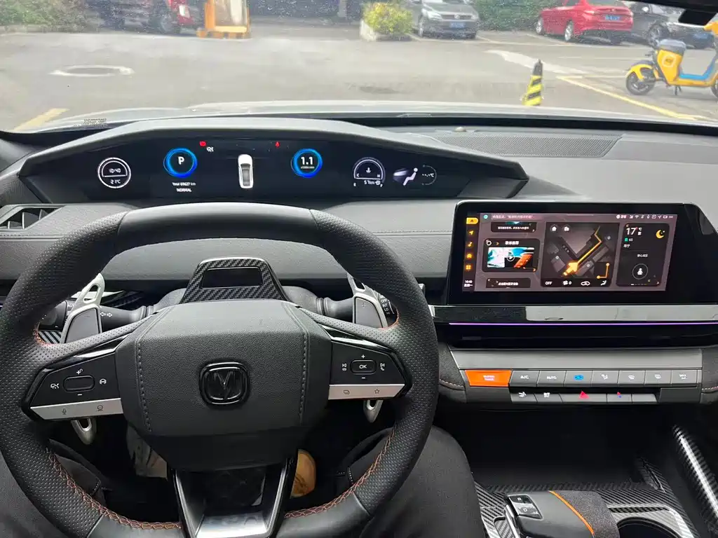Changan Changan UNI-V 2023 1.5T Sport Edition 2022 - thumbnail 8