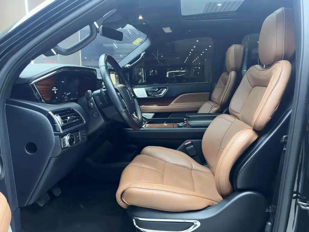 Lincoln Navigator 2018 3.5T Select Trim Euro V 2018 - thumbnail 6