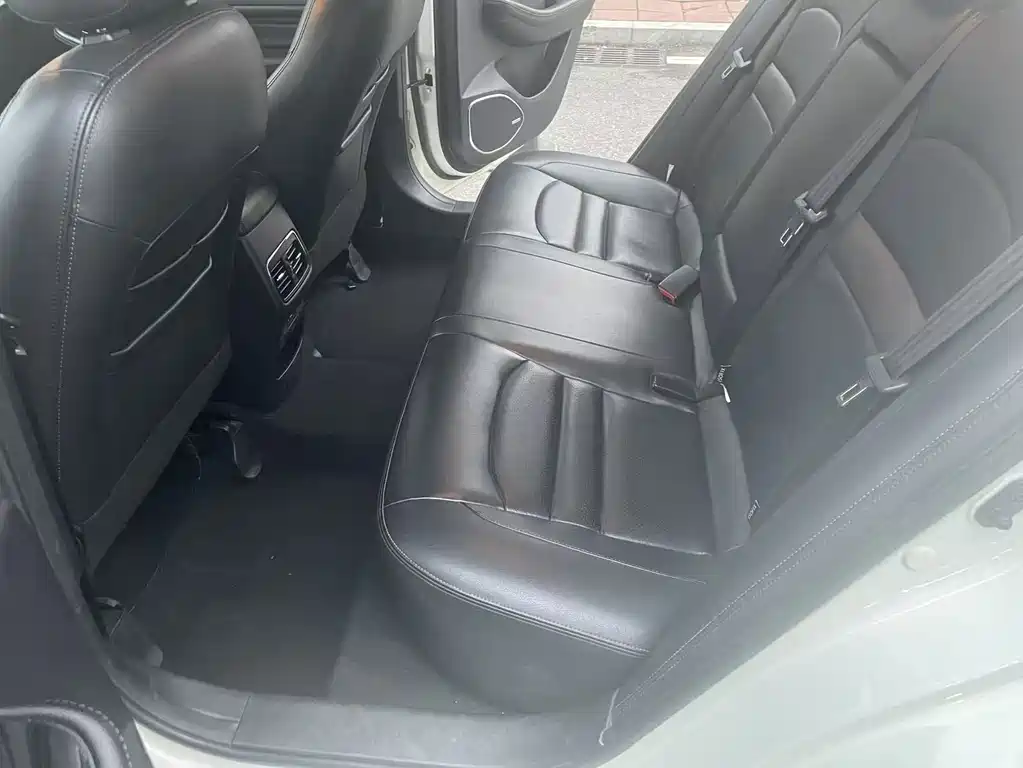 GAC Trumpchi GAC GA4 2018 200T Automatic Premium Edition 2019 - thumbnail 8