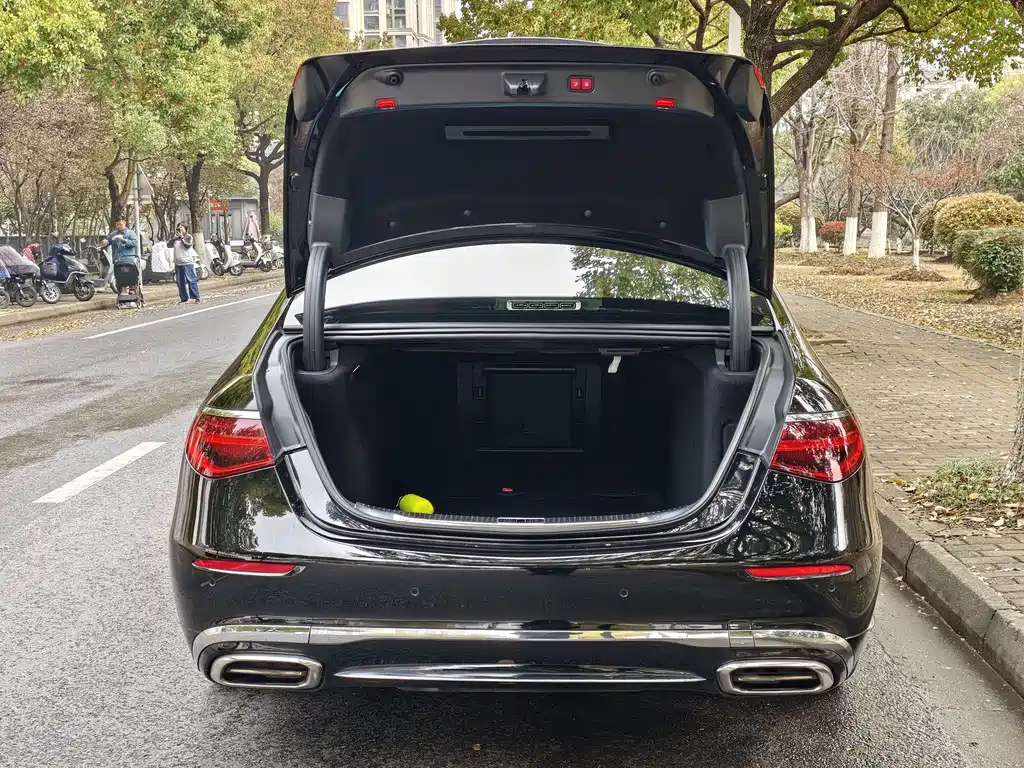 Mercedes-Benz Maybach S-Class 2021 S 580 4MATIC 2022 - thumbnail 17