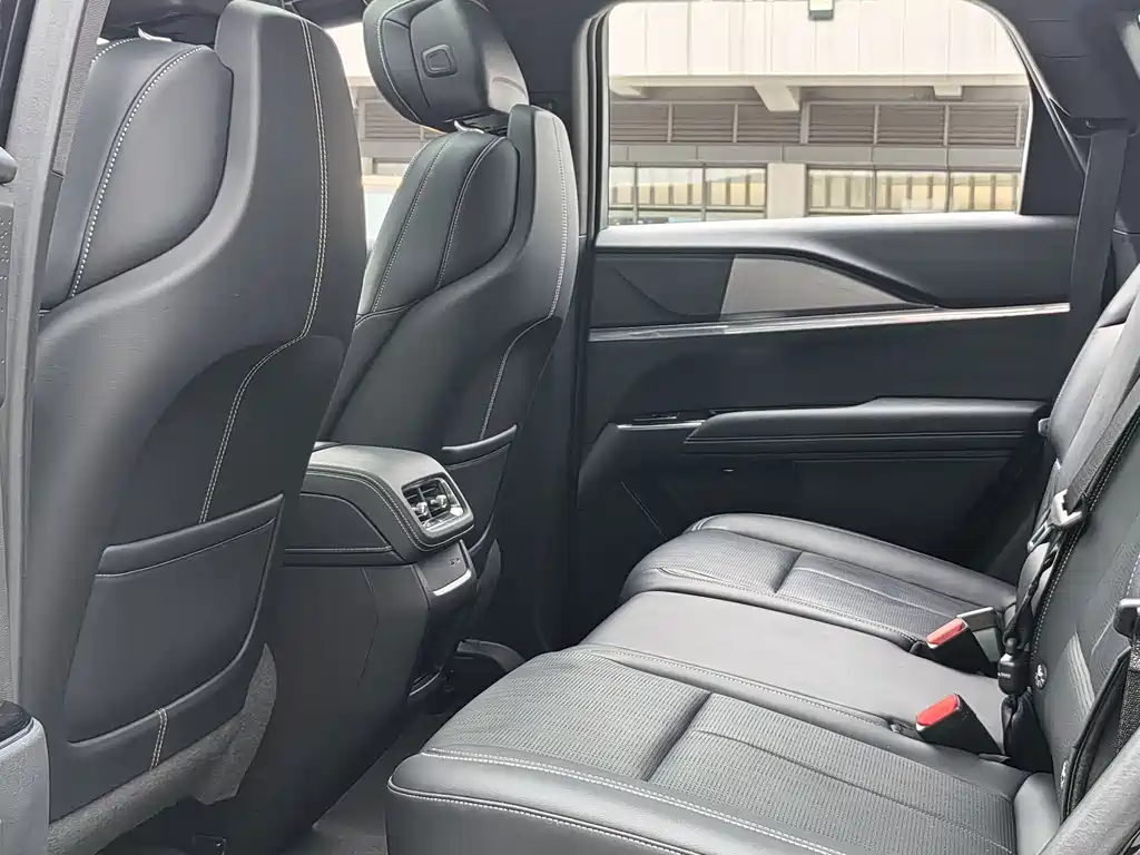 Cadillac Cadillac XT5 2025 2.0T Luxury 2025 - thumbnail 16