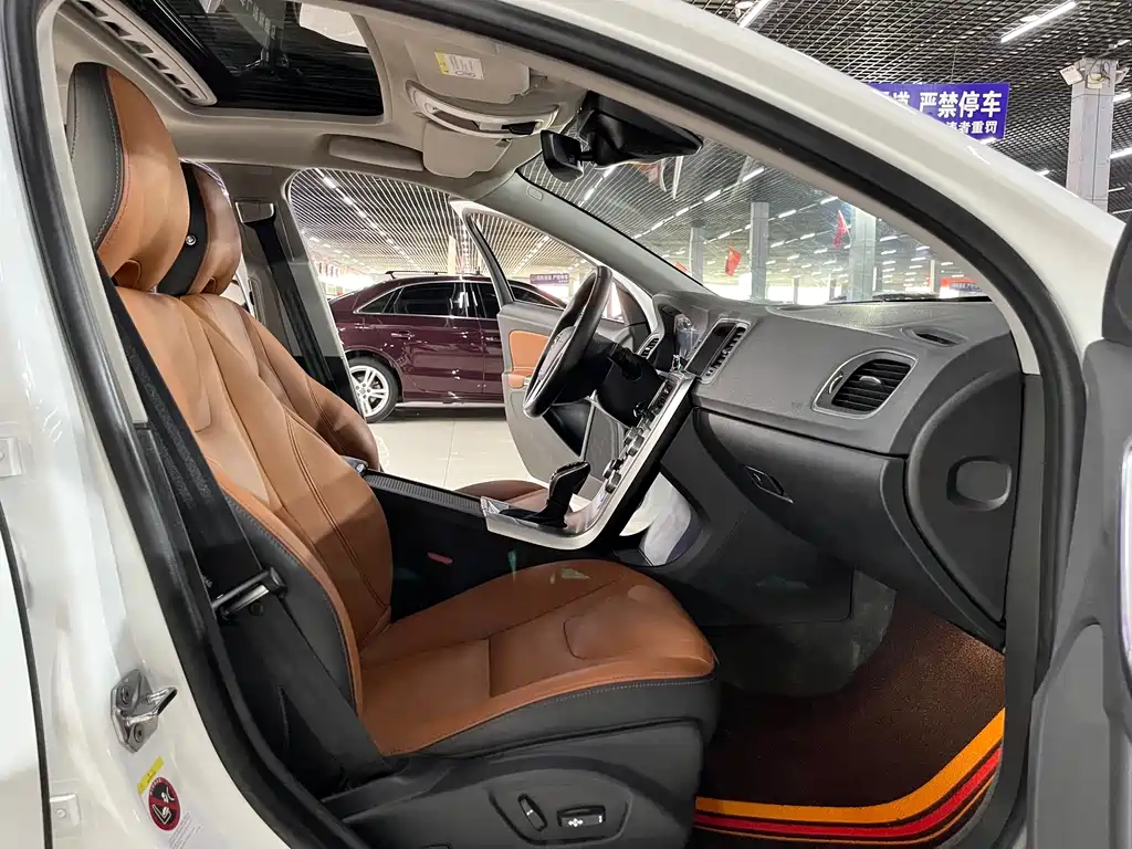 Volvo Volvo S60 2019 S60L T3 Intelli Edition 2018 - thumbnail 10