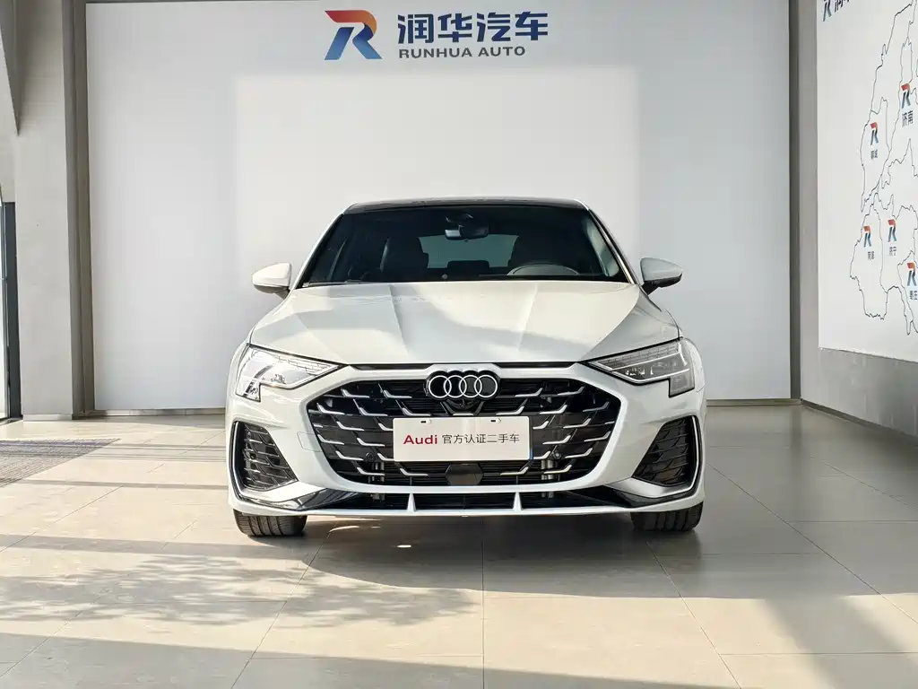 Audi Audi A3 2025 Sportback 35 TFSI Premium Plus with Luxury Package 2025 - thumbnail 2