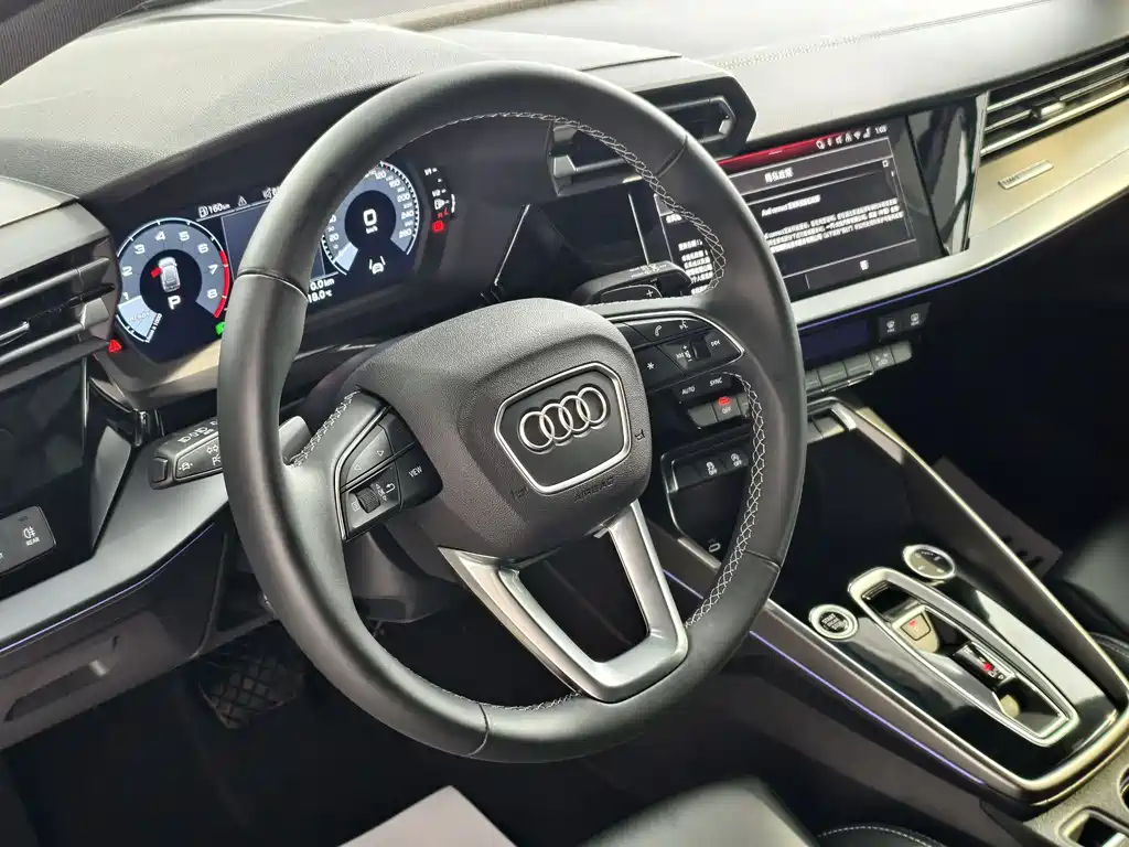 Audi Audi A3 2025 Sportback 35 TFSI Premium Plus with Luxury Package 2025 - thumbnail 8