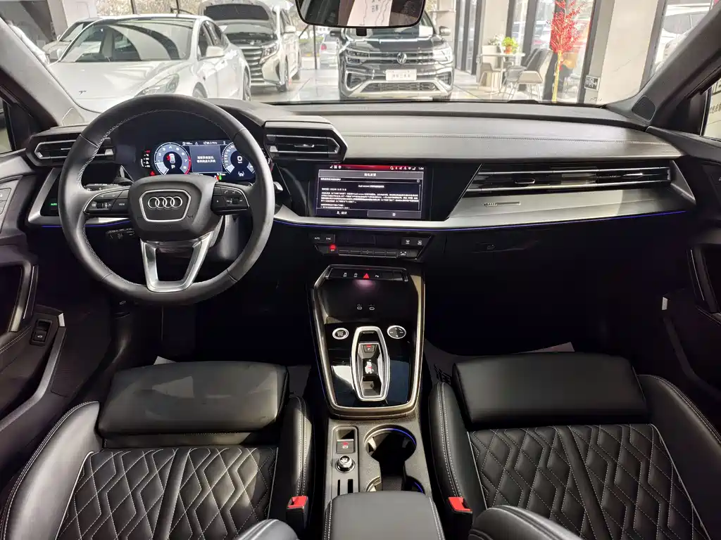 Audi Audi A3 2025 Sportback 35 TFSI Premium Plus with Luxury Package 2025 - thumbnail 10