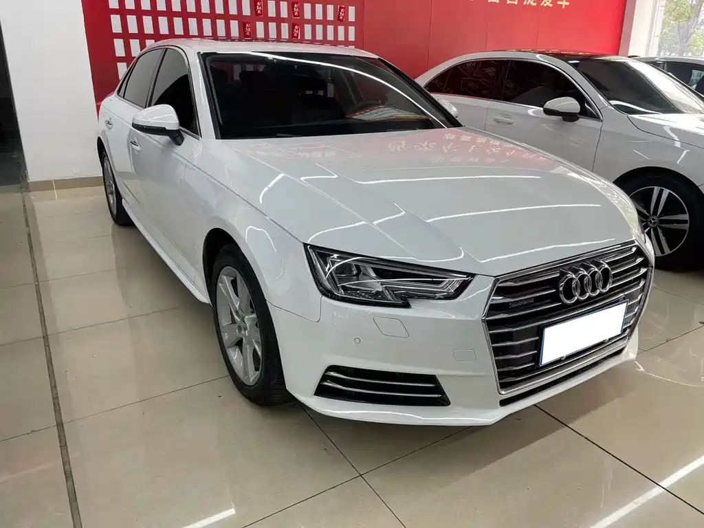 Audi Audi A4L 2018 30th Anniversary Edition 40 TFSI Fashion Model 2018 - thumbnail 3