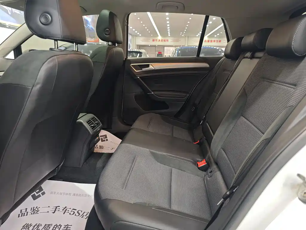 Volkswagen Golf 2020 280TSI DSG Comfort Line 2020 - thumbnail 3