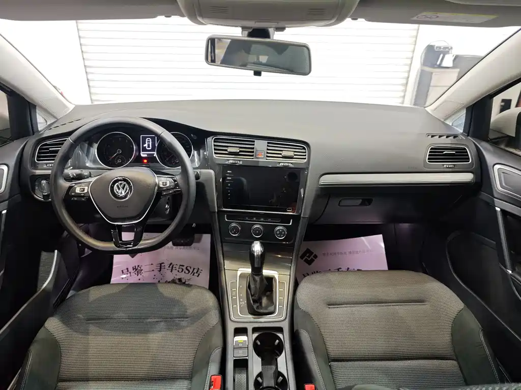 Volkswagen Golf 2020 280TSI DSG Comfort Line 2020 - thumbnail 4