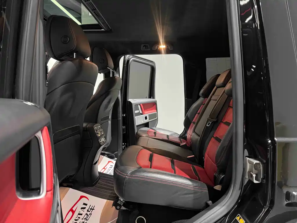 Mercedes-Benz Mercedes-Benz G-Class AMG 2019 AMG G 63 2019 - thumbnail 14