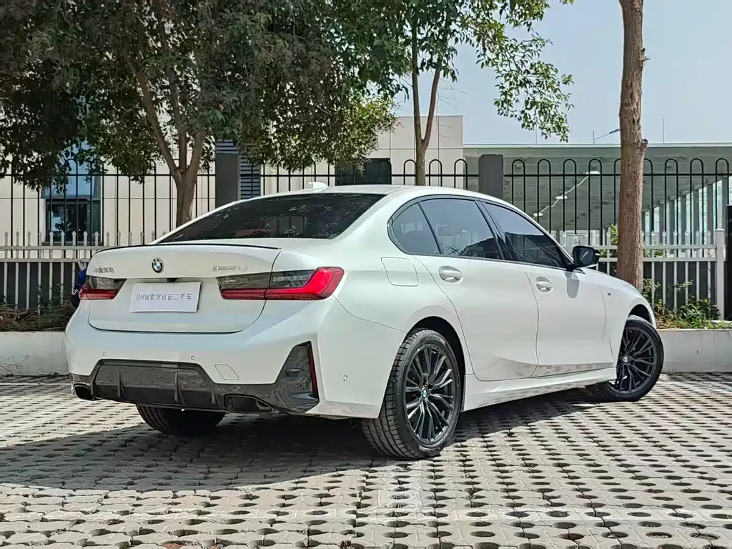 BMW BMW 3 Series 2023 325Li M Sport Shadow Night Package 2023 - thumbnail 25