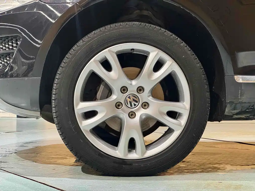 Volkswagen Volkswagen Touareg 2009 3.0T Diesel Luxury Edition 2010 - thumbnail 16