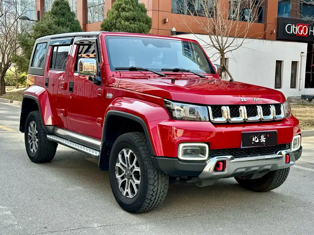 Beijing Off-Road BAW BJ40 2023 2.0T Automatic 4WD Urban Hunter Edition Xiake Model 2023 - thumbnail 2