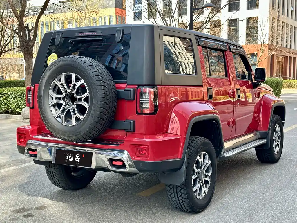 Beijing Off-Road BAW BJ40 2023 2.0T Automatic 4WD Urban Hunter Edition Xiake Model 2023 - thumbnail 6