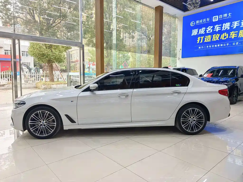 BMW BMW 5 Series 2018 530Li Luxury M Sport Package 2018 - thumbnail 6