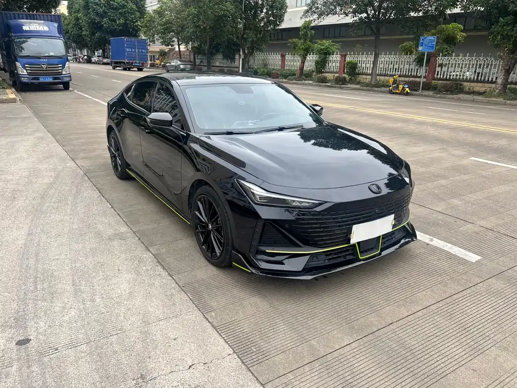 Changan Changan UNI-V 2022 1.5T Sport Edition 2022
